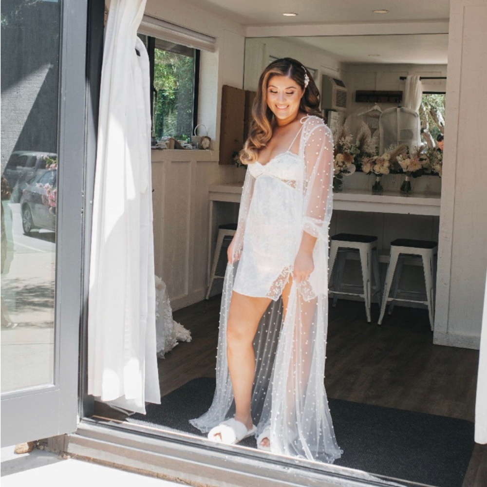 Elegant White Peal Robe